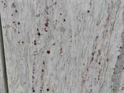 这个白色花岗岩带紫点的